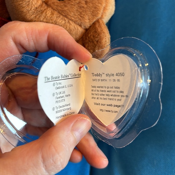 TY Beanie Baby Bear Original Teddy Date Of Brith 11/28/1995 NWTS BrownRed - Picture 4 of 6